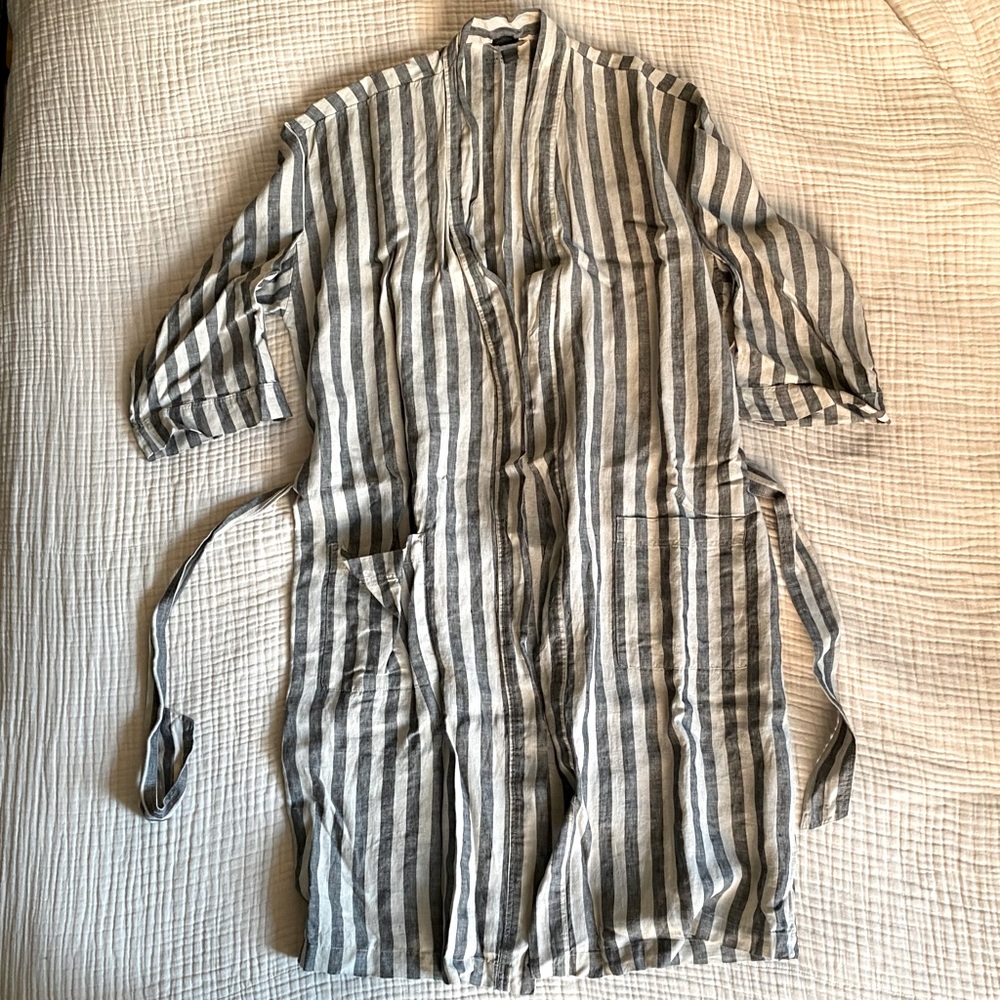 EUC H&M Linen Oversized Striped Robe